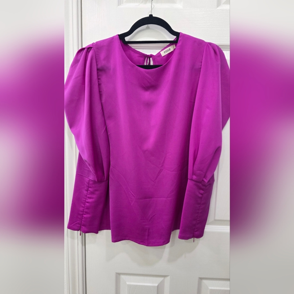 essue Fuchsia Puff-Sleeve Blouse